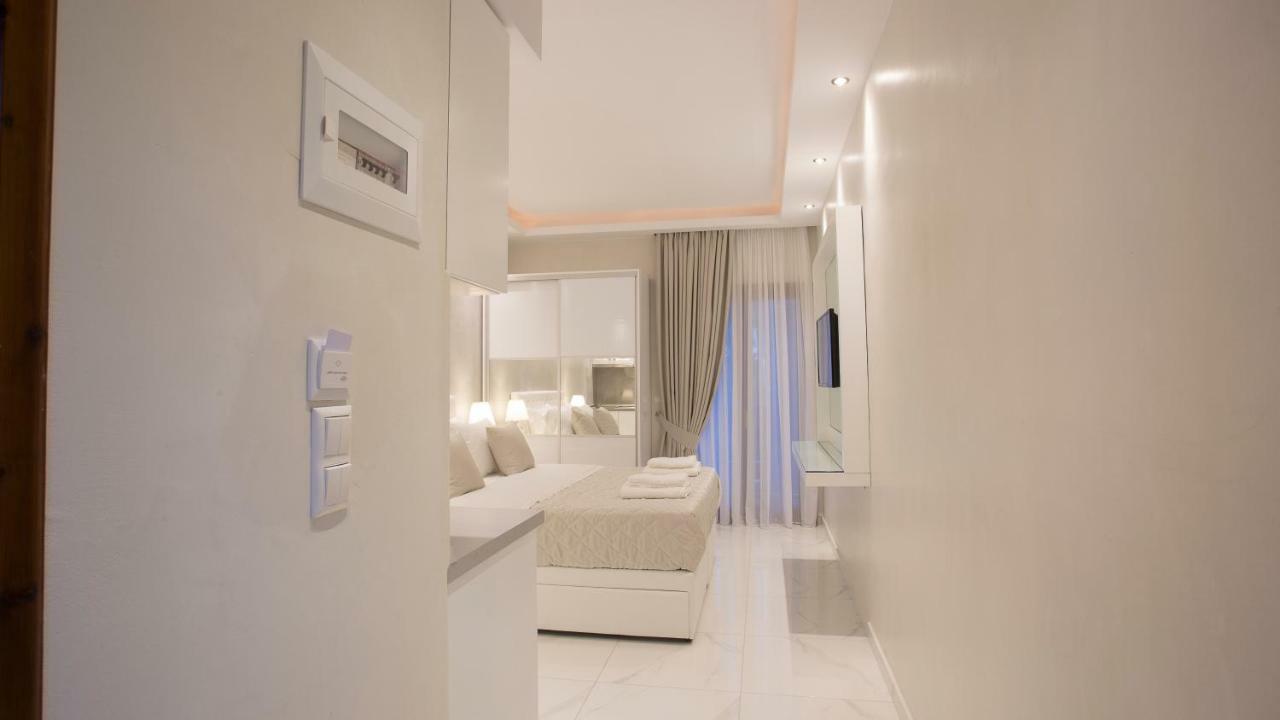 Amaryllis Luxury Rooms Platamonas Exterior foto